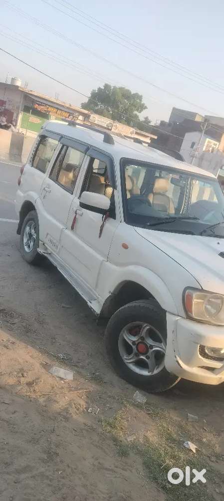 Mahindra Scorpio 2012 Diesel 204500 Km Driven