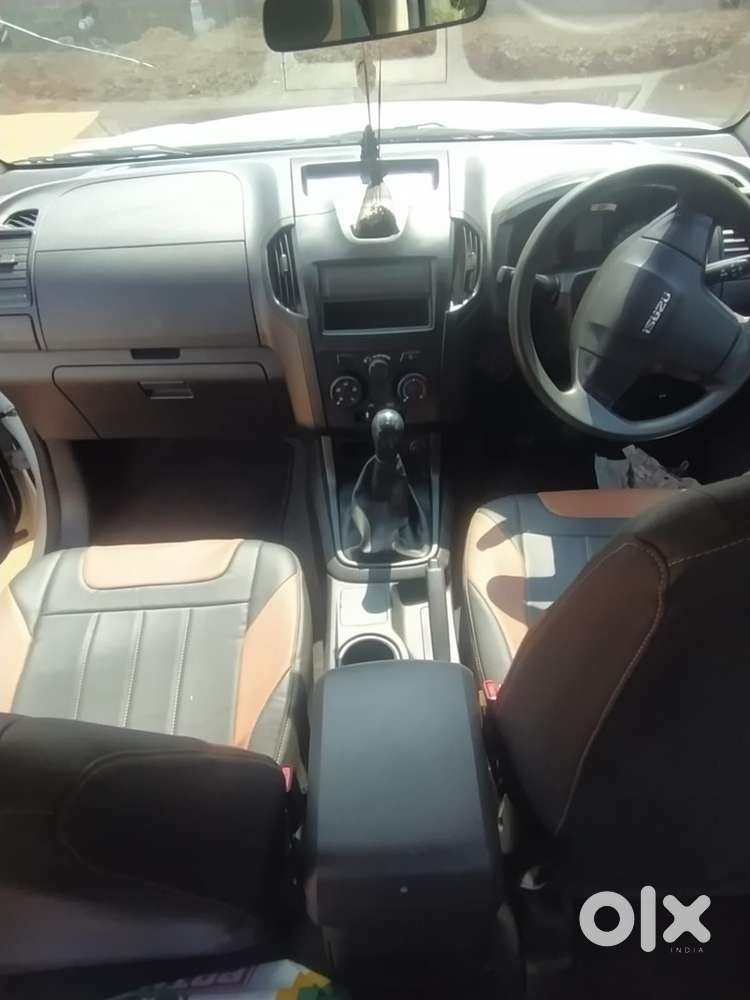 Isuzu D-max 2023 Diesel 18000 Km Driven