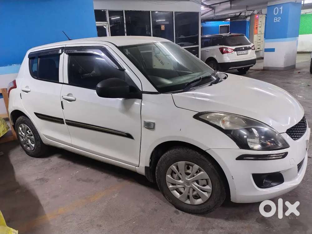 Swift Maruti Suzuki 2015 Edition Lxi Insurance New Pepper Viled 2030