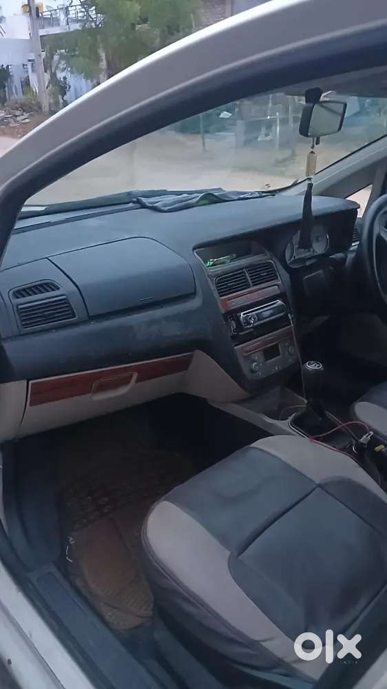 Fiat Linea Emotion 2010