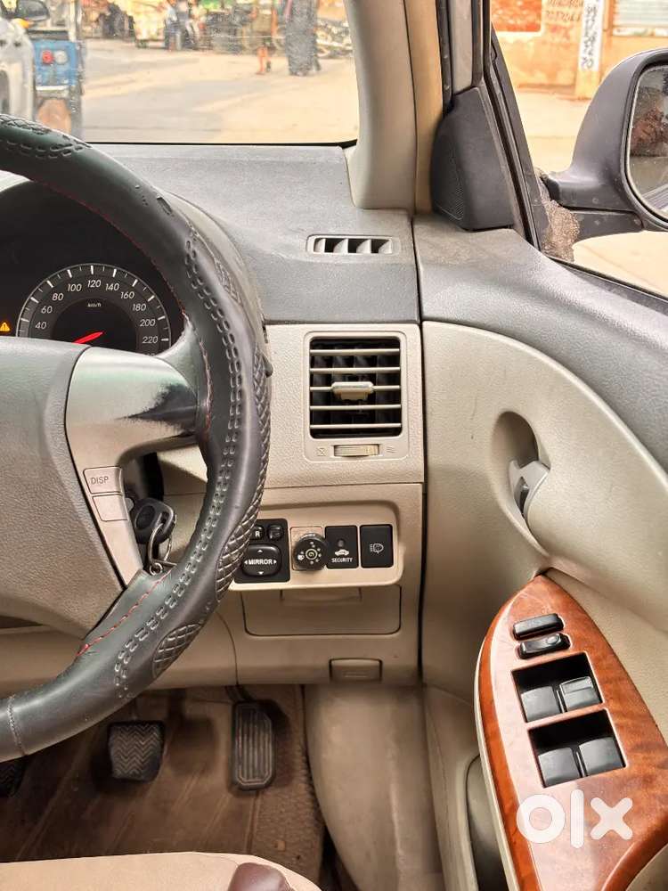 Toyota Corolla Altis 2011 Manual Petrol