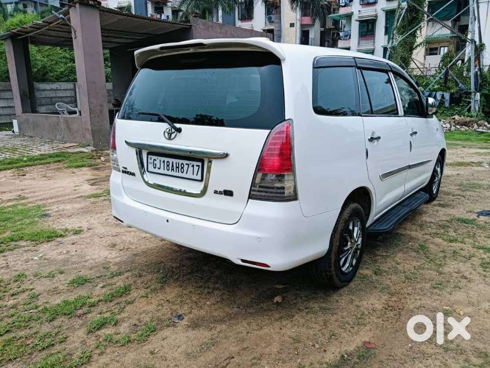 Toyota Innova 2.5 G4 Diesel 8-seater, 2009, Diesel