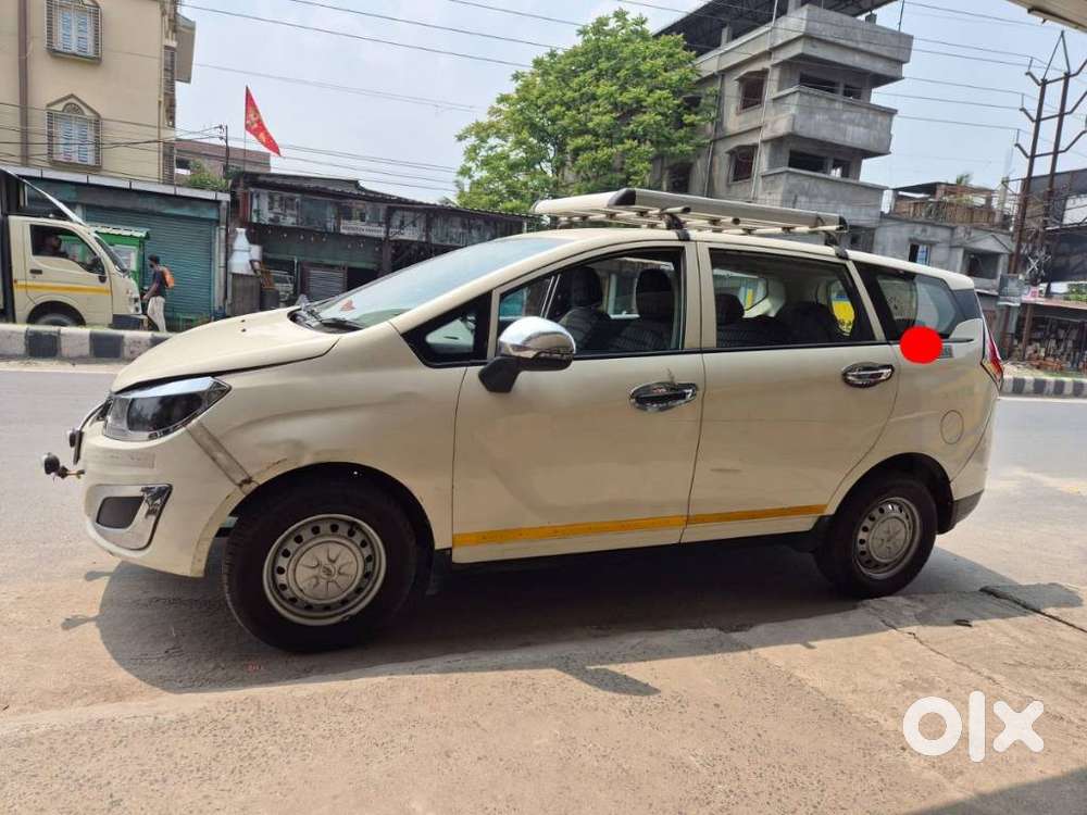 Mahindra Marazzo M4 8str, 2019, Diesel