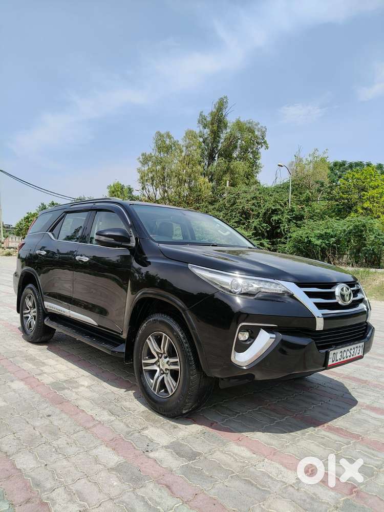 Toyota Fortuner 4x2 At 2.8 Diesel, 2020, Diesel
