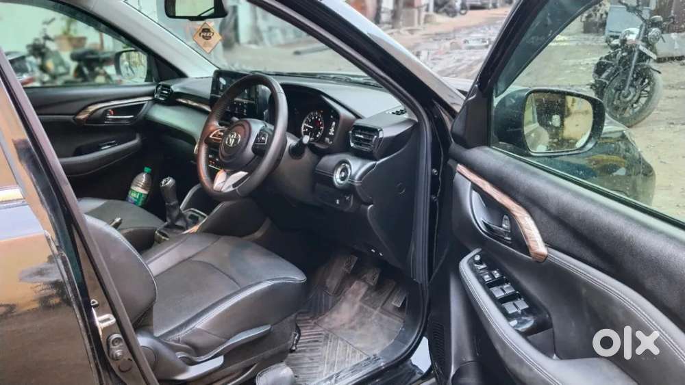 Toyota Urban Cruiser Hyryder 1.5 V Neo Drive, 2024, Petrol