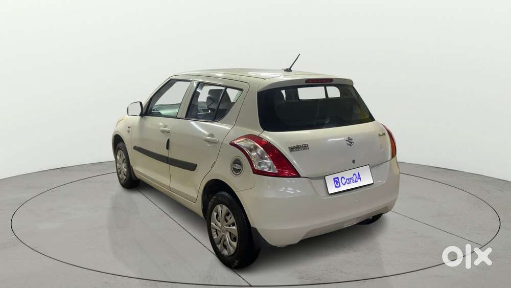 Maruti Suzuki Swift 1.2 Lxi (o), 2017, Petrol