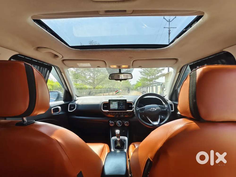 Hyundai Venue 2019 Diesel 74000 Km Driven