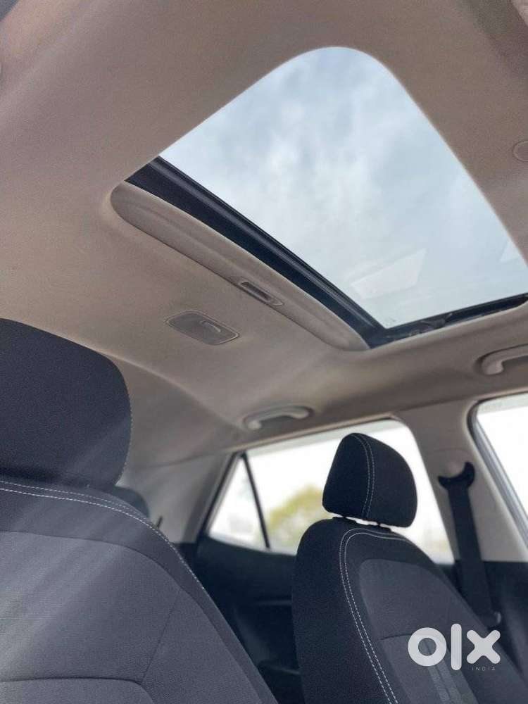 Kia Carens 1.4 Luxury Plus Dct 7 Str, 2022, Petrol