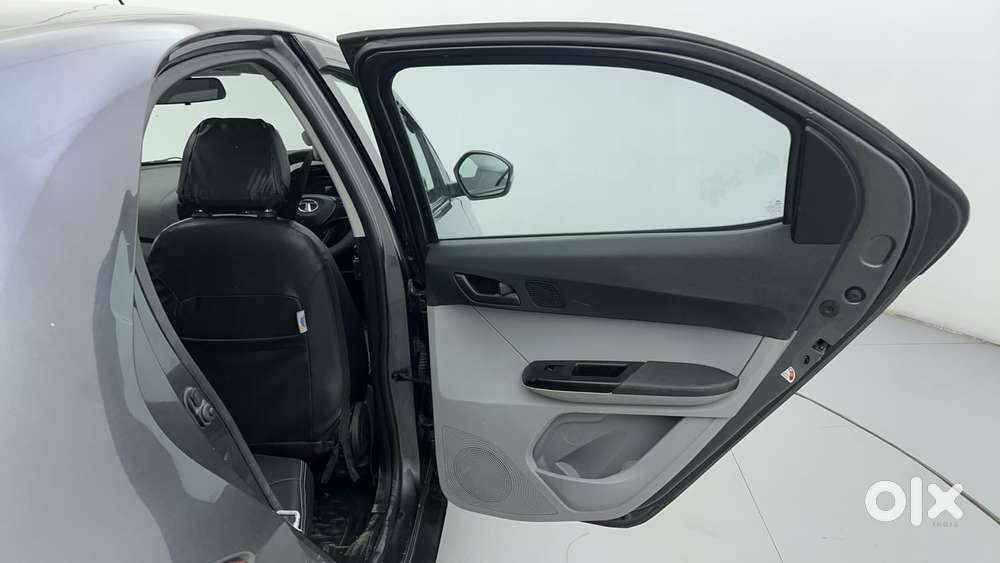 Tata Tiago 1.2 Revotron Xt Cng, 2022, Cng & Hybrids