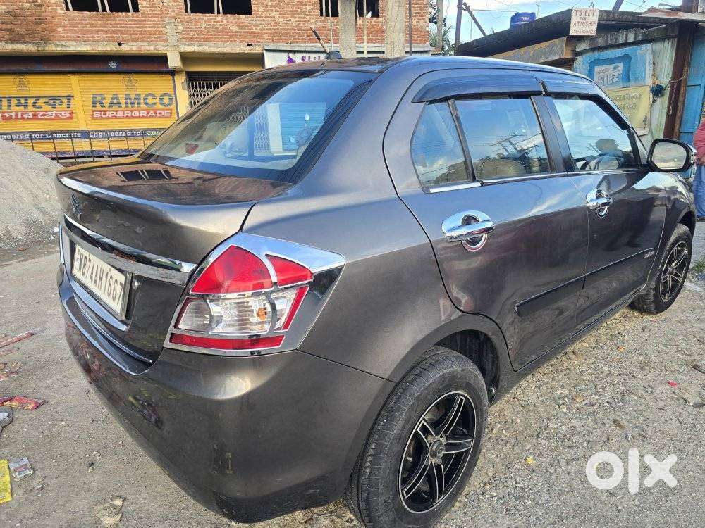 Maruti Suzuki Swift Dzire Vxi Optional, 2015, Petrol