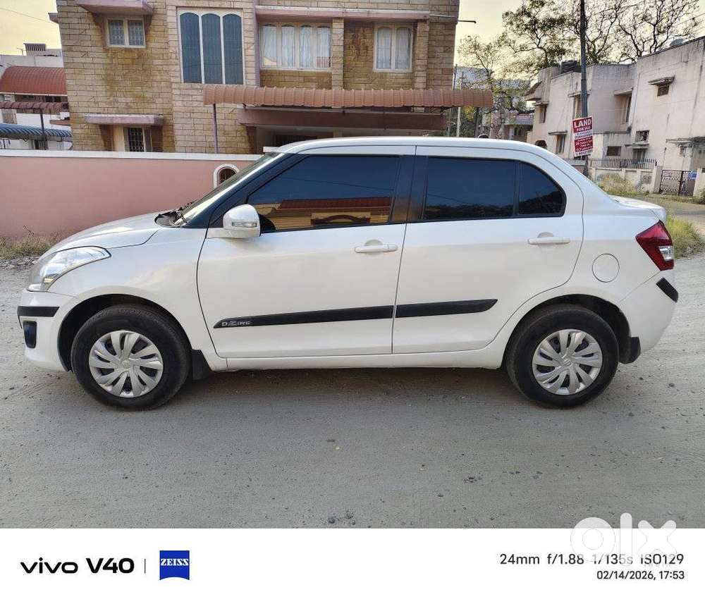 Maruti Suzuki Swift Dzire 1.2 Vxi Bsiv, 2014, Petrol
