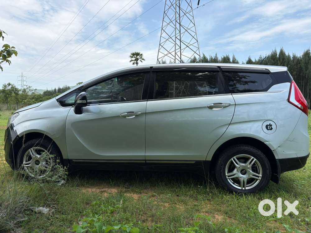 Mahindra Marazzo 2019 Diesel Well Maintained