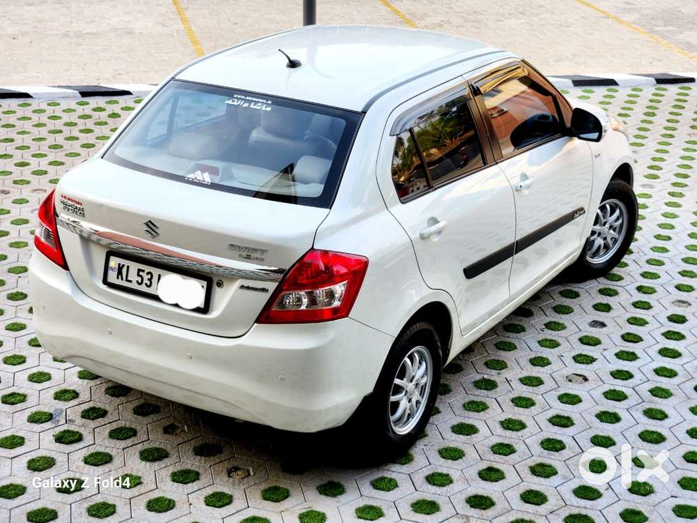 Maruti Suzuki Swift Dzire Amt Vxi, 2017, Petrol