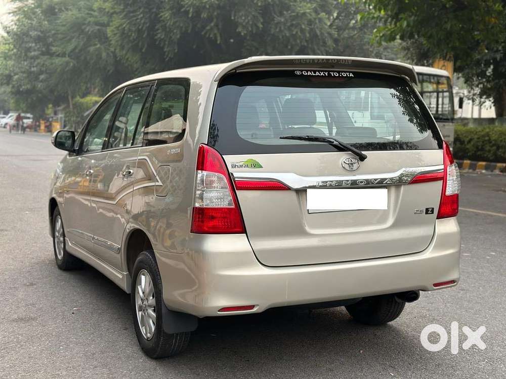 Toyota Innova 2.5 Zx 7 Str Bs-iv, 2015, Diesel