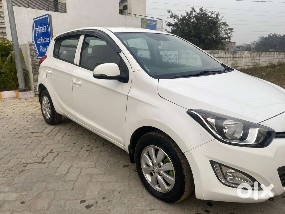 Hyundai I20 2015-2017 Sportz Option 1.4 Crdi, 2014, Diesel