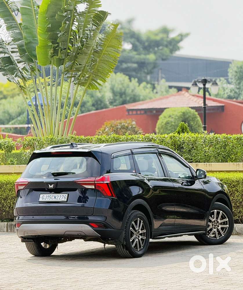 Mahindra Xuv700 2.2 Ax 7 Diesel At Luxury Pack Str, 2023, Diesel