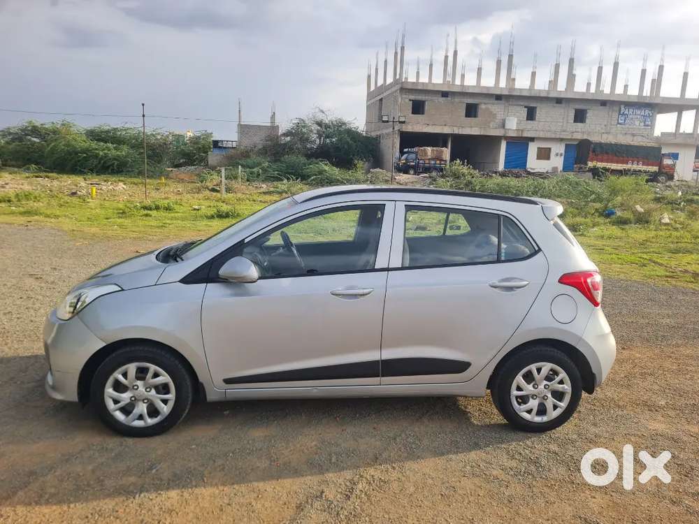 2nd Owner Hyundai Grand I10 2018 Dec Tyres Insurance K