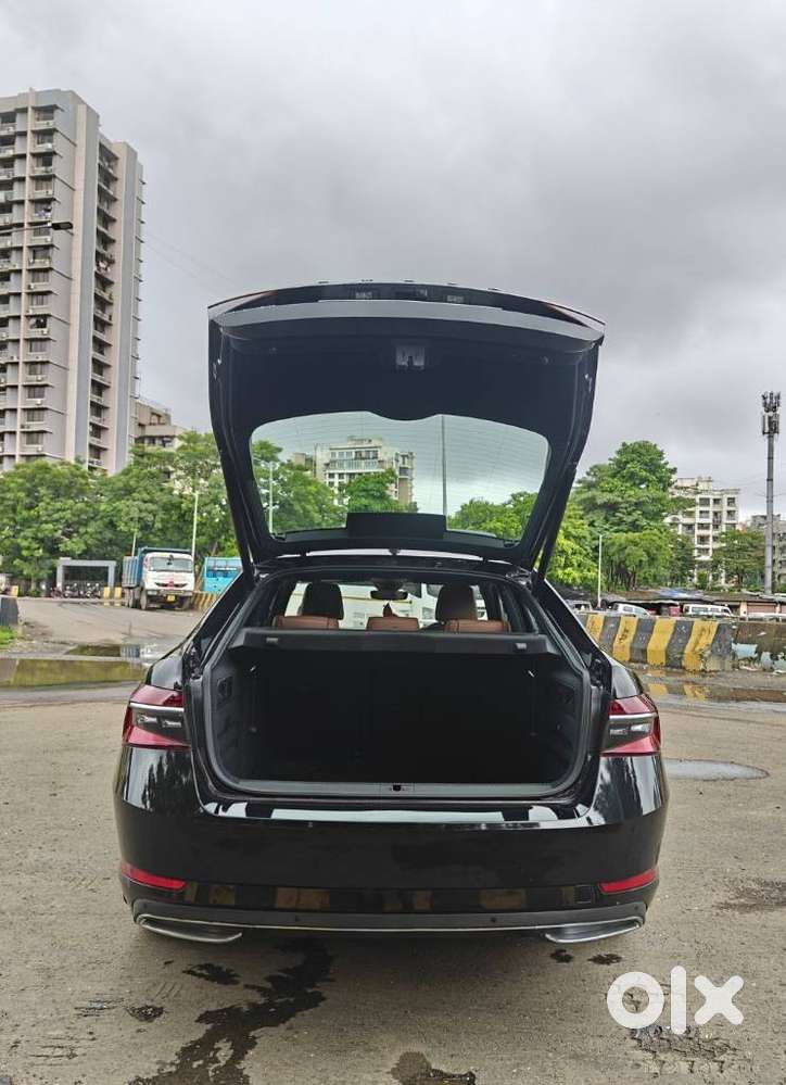 Skoda Superb 2.0 L&k Tsi At, 2024, Petrol