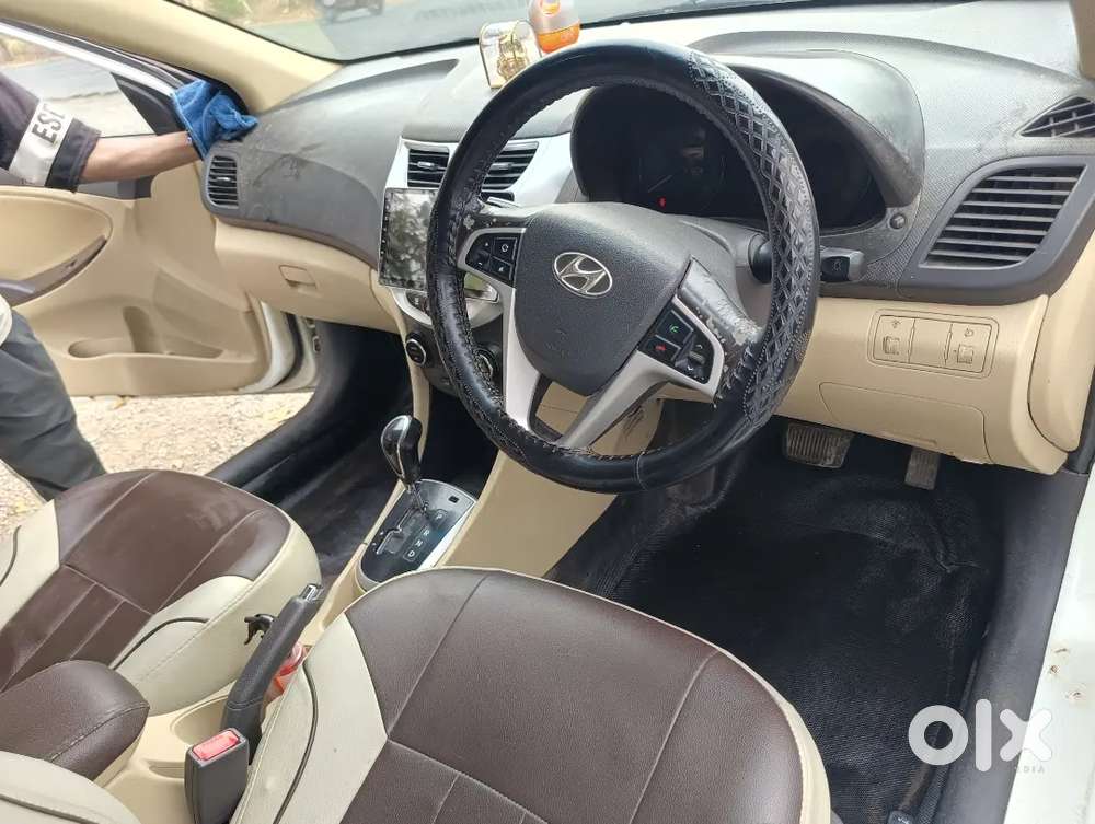 Hyundai Verna 2012 Petrol 150000 Km Driven
