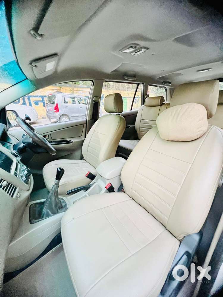 Toyota Innova 2.5 G (diesel) 7 Seater, 2015