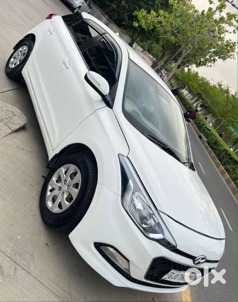 Hyundai Elite I20 [ ] 1.4 Sportz Crdi, 2018, Diesel