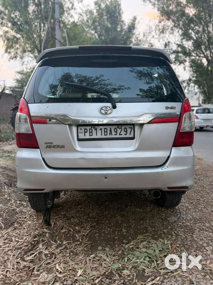 Toyota Innova 2005 Diesel Well Maintained
