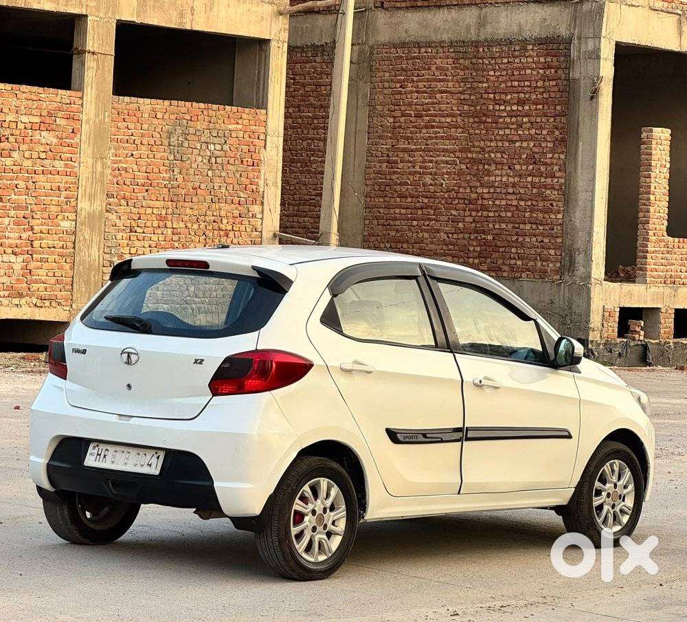 Tata Tiago Xz Opt, 2018, Petrol