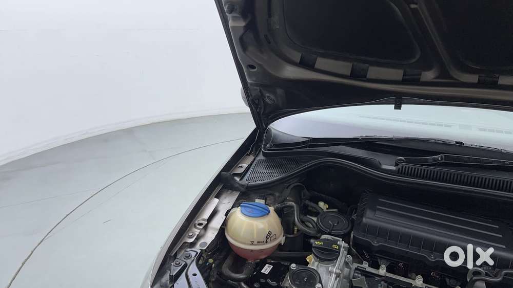 Volkswagen Vento 2010-2013 Petrol Highline, 2016, Petrol