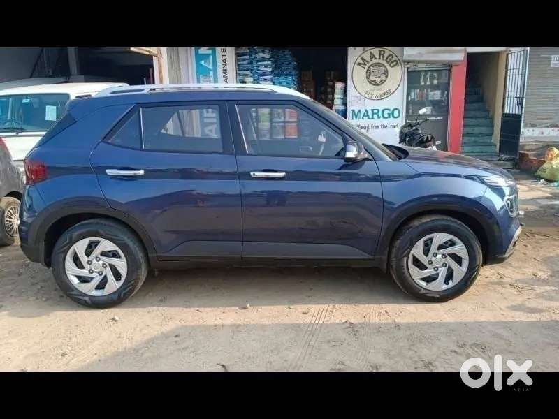 Hyundai Venue S 1.2 Petrol, 2021, Petrol
