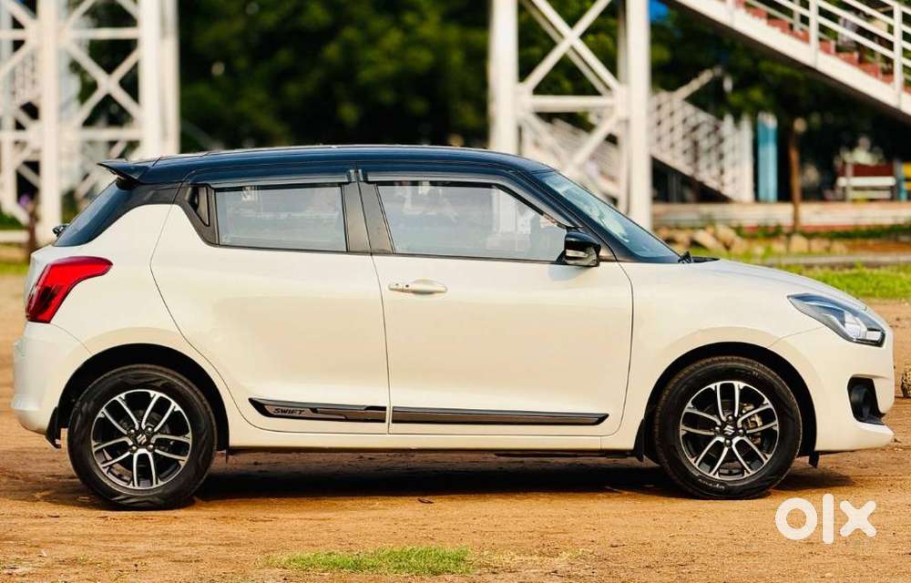 Maruti Suzuki Swift Zxi Plus, 2022, Petrol