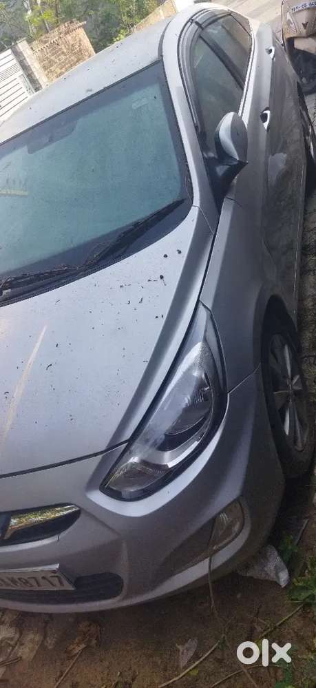Hyundai Verna 1.6 Sx Petrol 2013