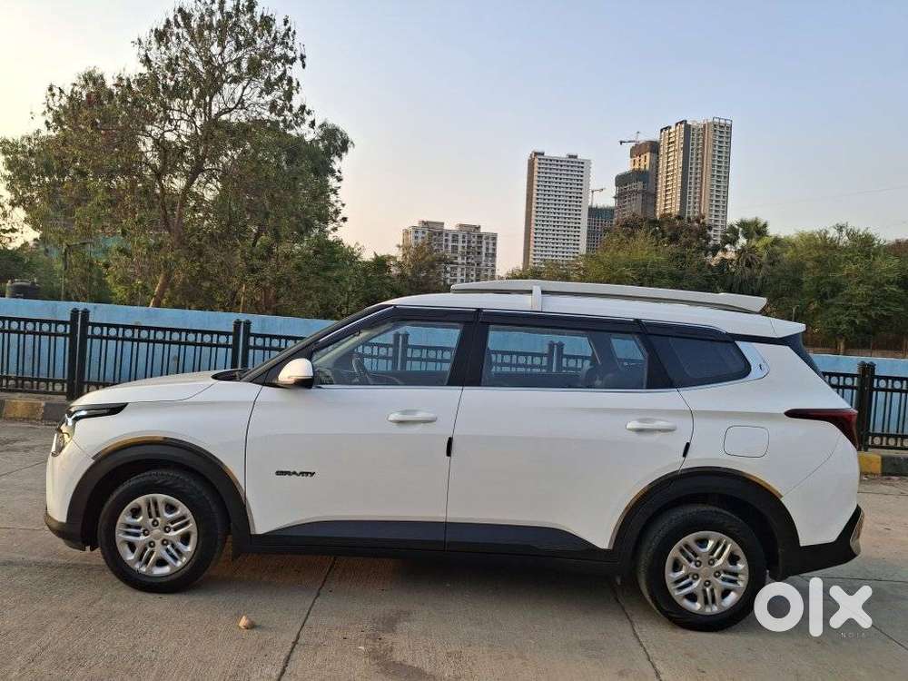 Kia Carens G1.5 6mt Gravity, 2024, Petrol
