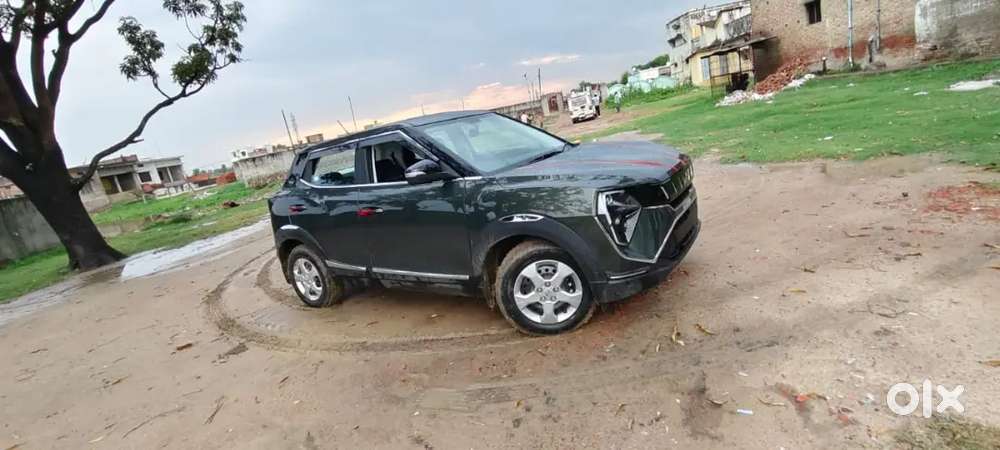 Mahindra Xuv 3xo 2024 Petrol 30000 Km Driven