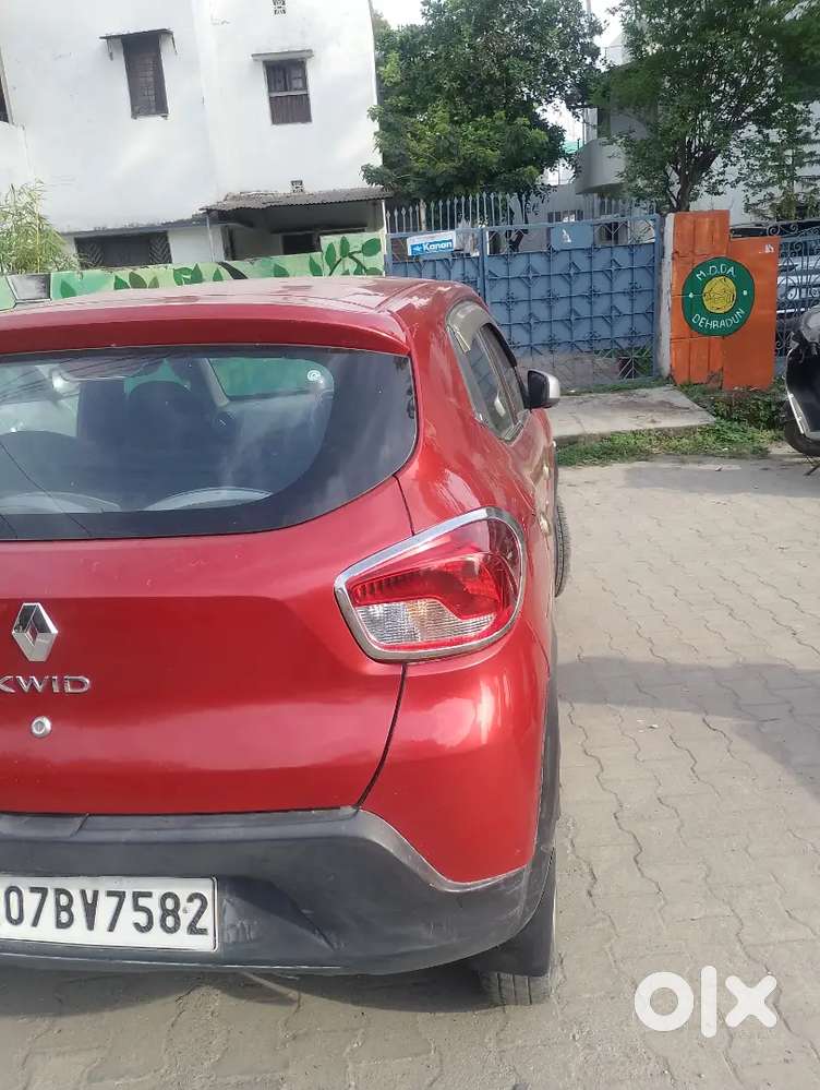 Renault Kwid 2017 Petrol Well Maintained