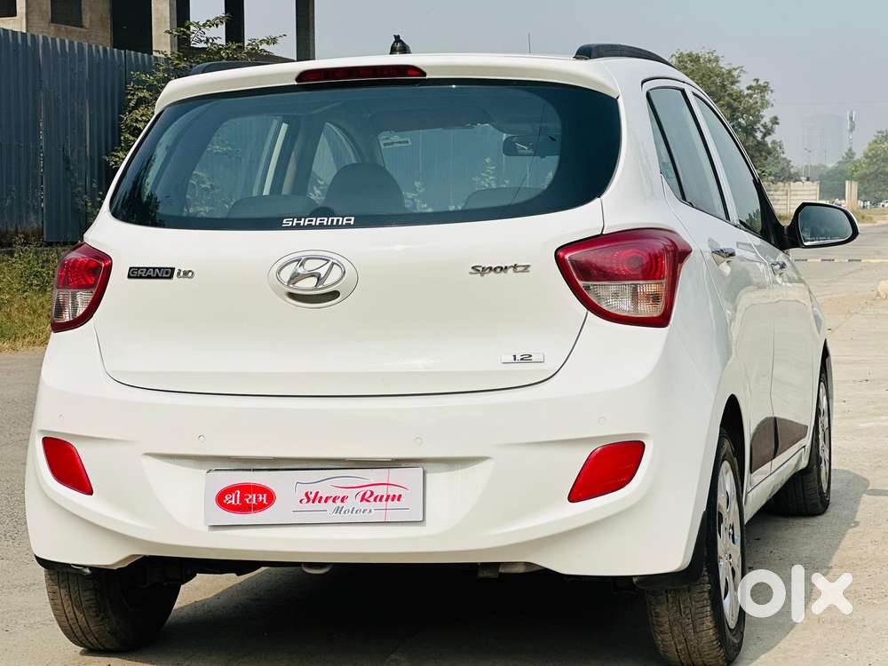 Hyundai Grand I10 2013-2016 Sportz, 2014, Petrol