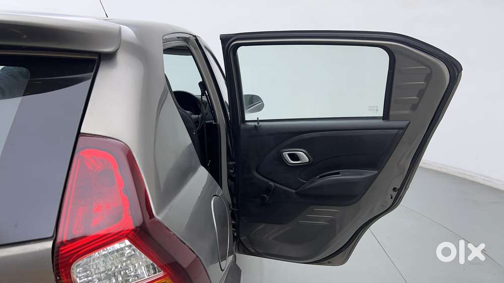 Datsun Redigo 2020-2022 1.0 T (o), 2018, Petrol