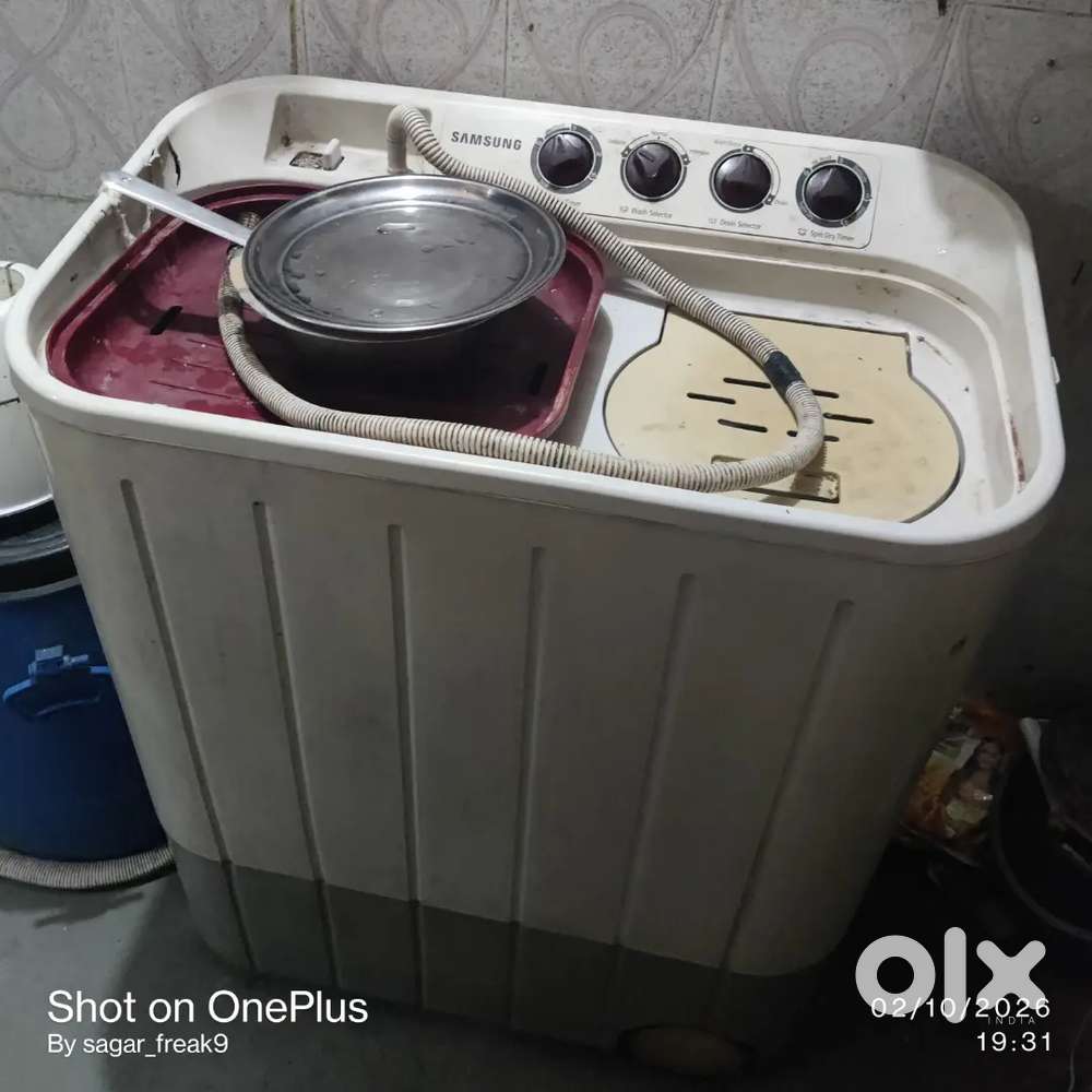 Refrigerator, washing machin,almirah,cooler orient and local cooler