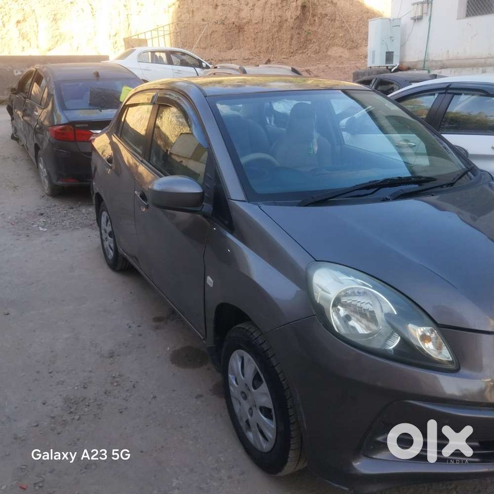 Honda Amaze 2014 Petrol Well Maintained
