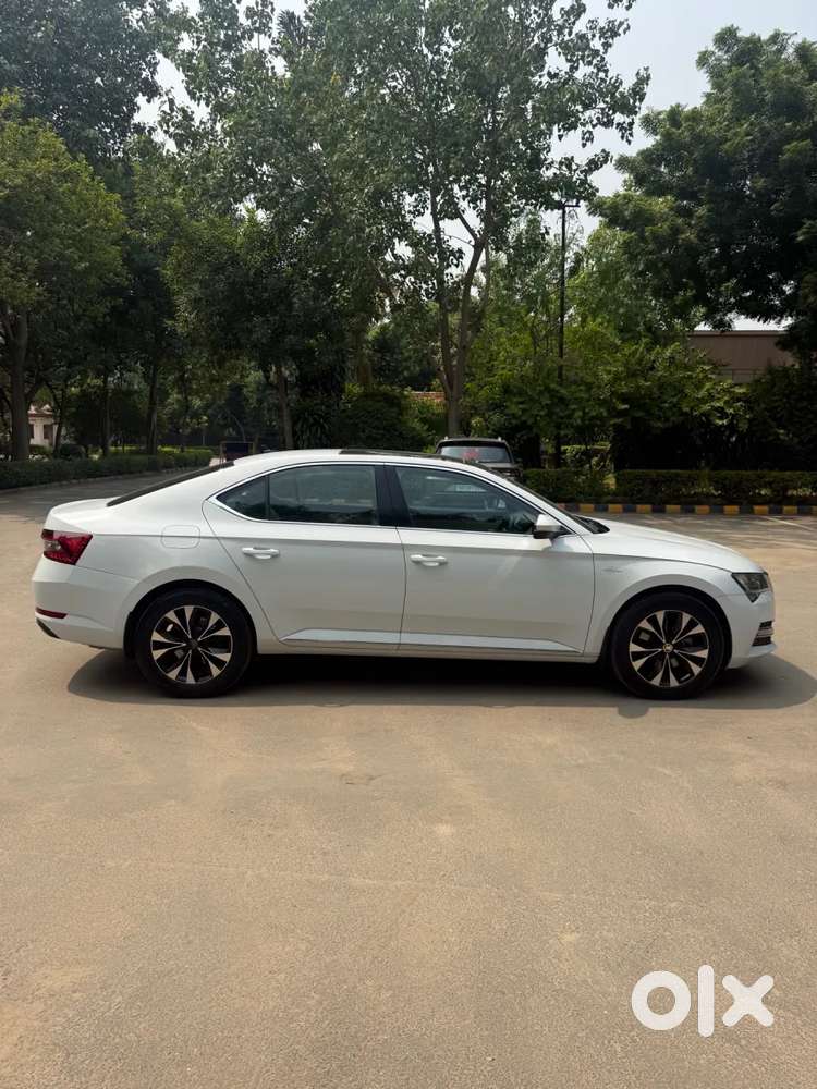 Skoda Superb 2.0 L&k Tsi At, 2020, Petrol