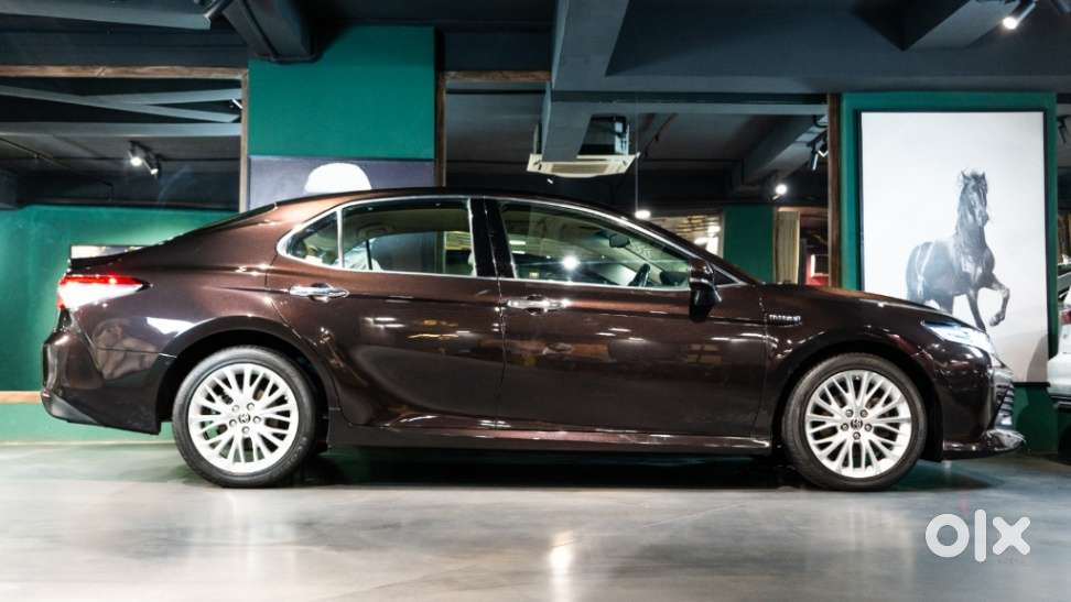 Toyota Camry 2.5 Hybrid, 2020, Petrol