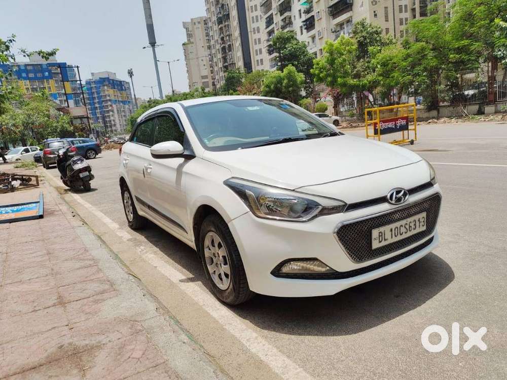 Hyundai Elite I20 Sportz (o) 1.2, 2015, Petrol