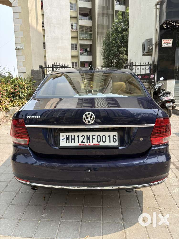 Volkswagen Vento 1.2 Tsi Highline Plus At, 2015, Petrol