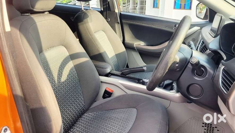 Tata Nexon, 2019, Petrol