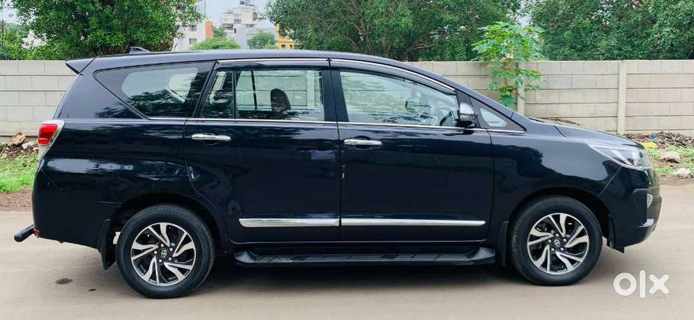 Toyota Innova Crysta 2.4 G Mt 8s, 2022, Diesel