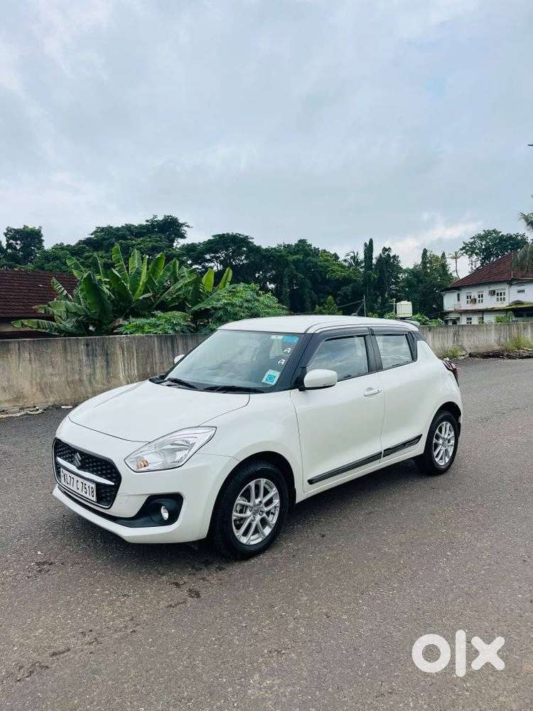 Maruti Suzuki Swift 1.3 Zxi, 2023, Petrol