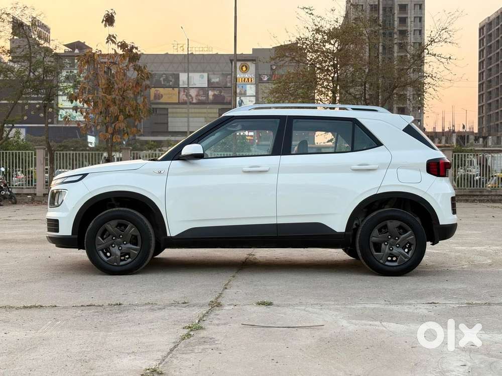 Hyundai Venue 1.2 S Plus, 2025, Petrol