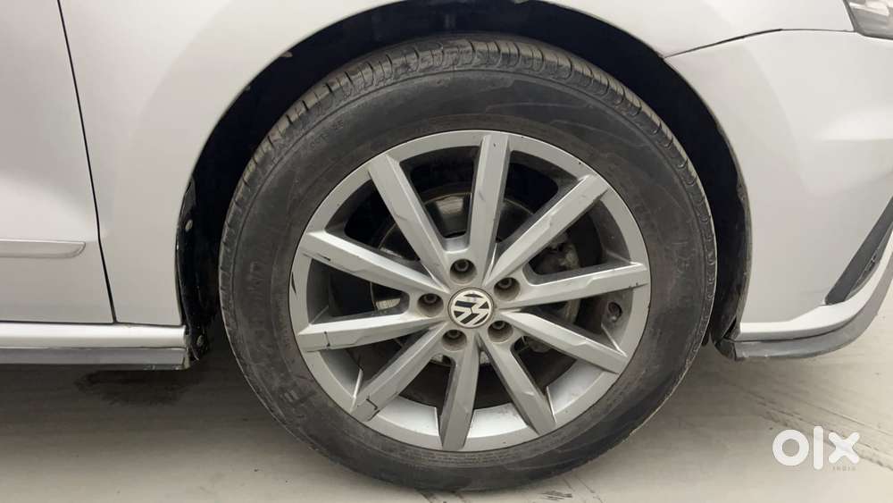 Volkswagen Vento 1.6 Highline, 2021, Petrol