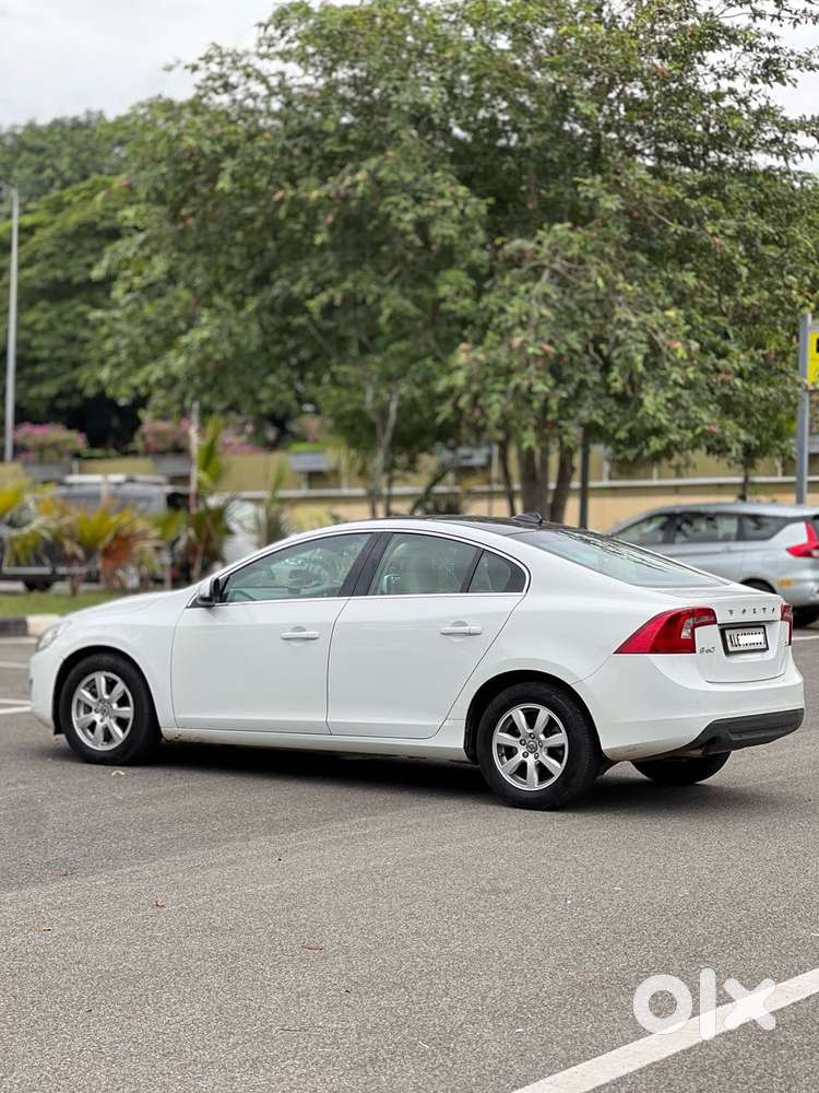 Volvo S60 D4 Summum, 2013, Petrol