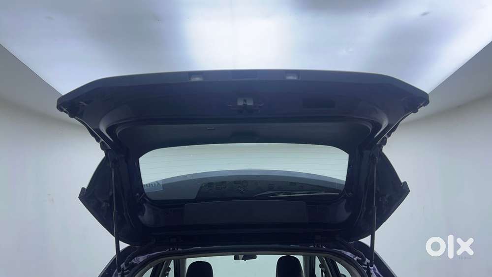 Tata Nexon Creative Plus 1.2 Revotron Petrol 7dca Dt, 2026, Petrol