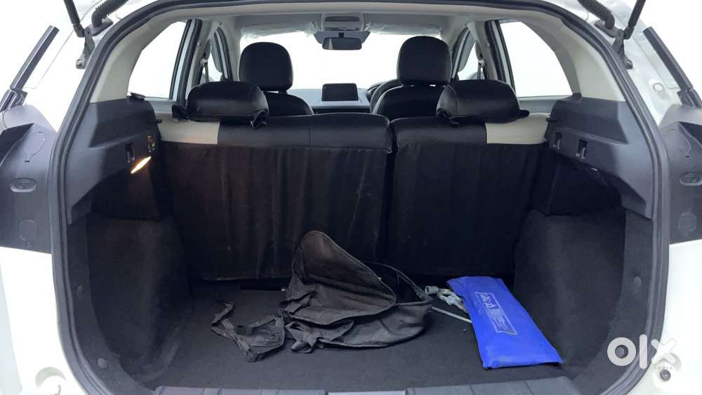 Tata Nexon 1.2 Revotron Xz Plus, 2022, Petrol
